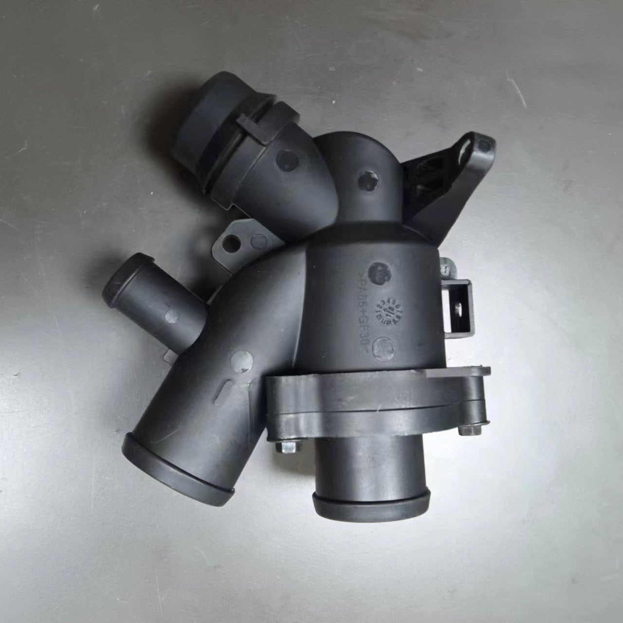THERMOSTAT AND HOUSING LR035124LR