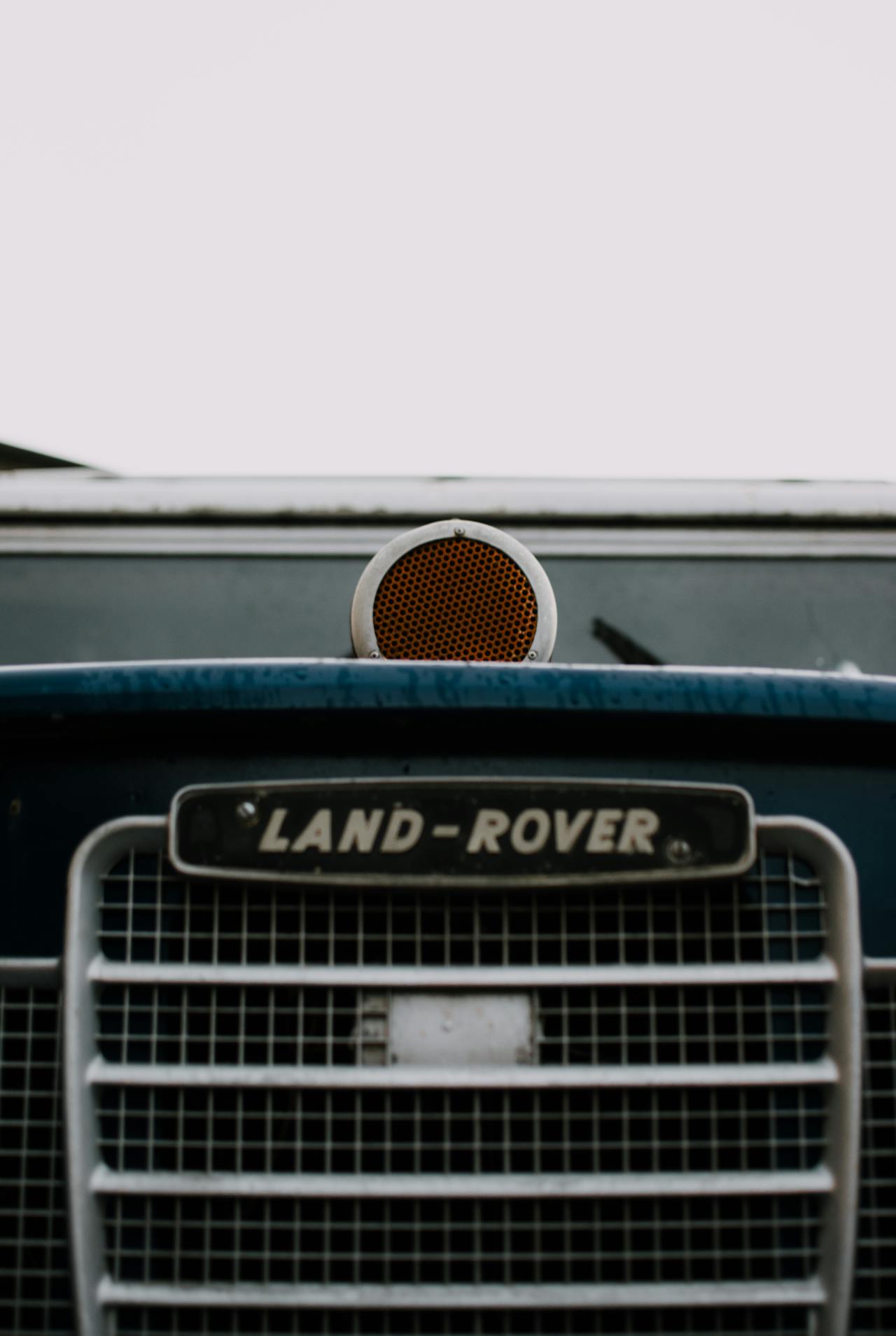 LAND ROVER