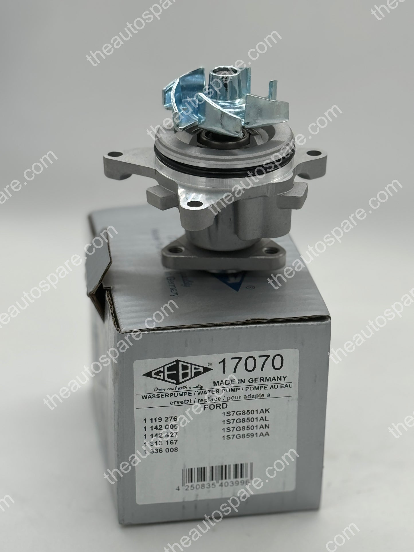 WATER PUMP-RR(L538)/(L550) LR081578 GBA17070