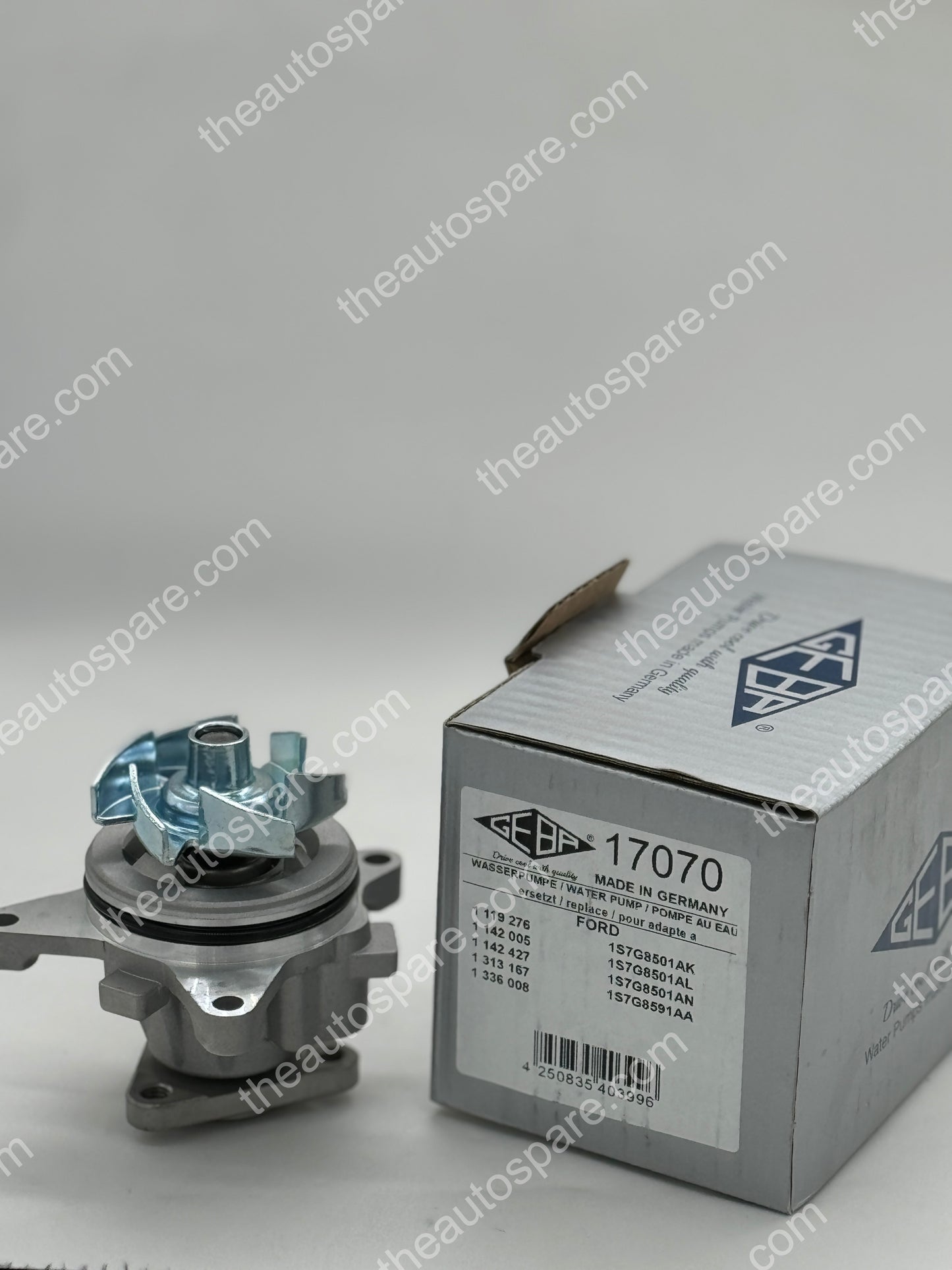 WATER PUMP-RR(L538)/(L550) LR081578 GBA17070